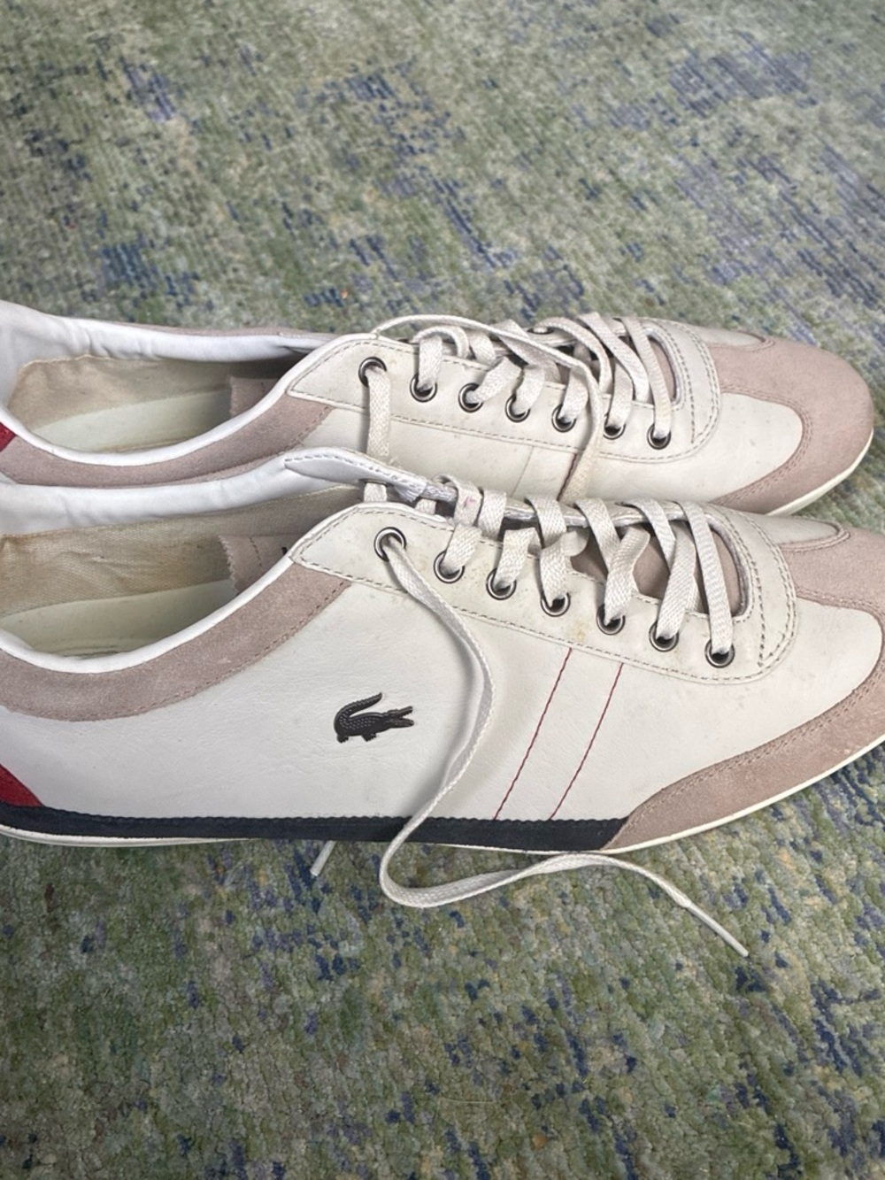Lacoste Men’s White, Beige & Red Low-Top Sneakers